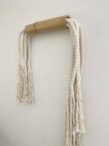 Rope tassel / bamboo
