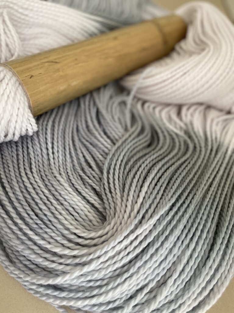 White & grey / bamboo